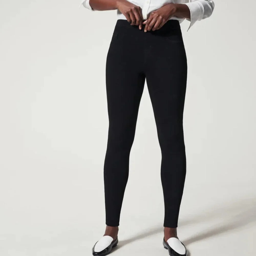 Spanx Women's Jean-ish® Ankle Leggings in Black.   Sz: L